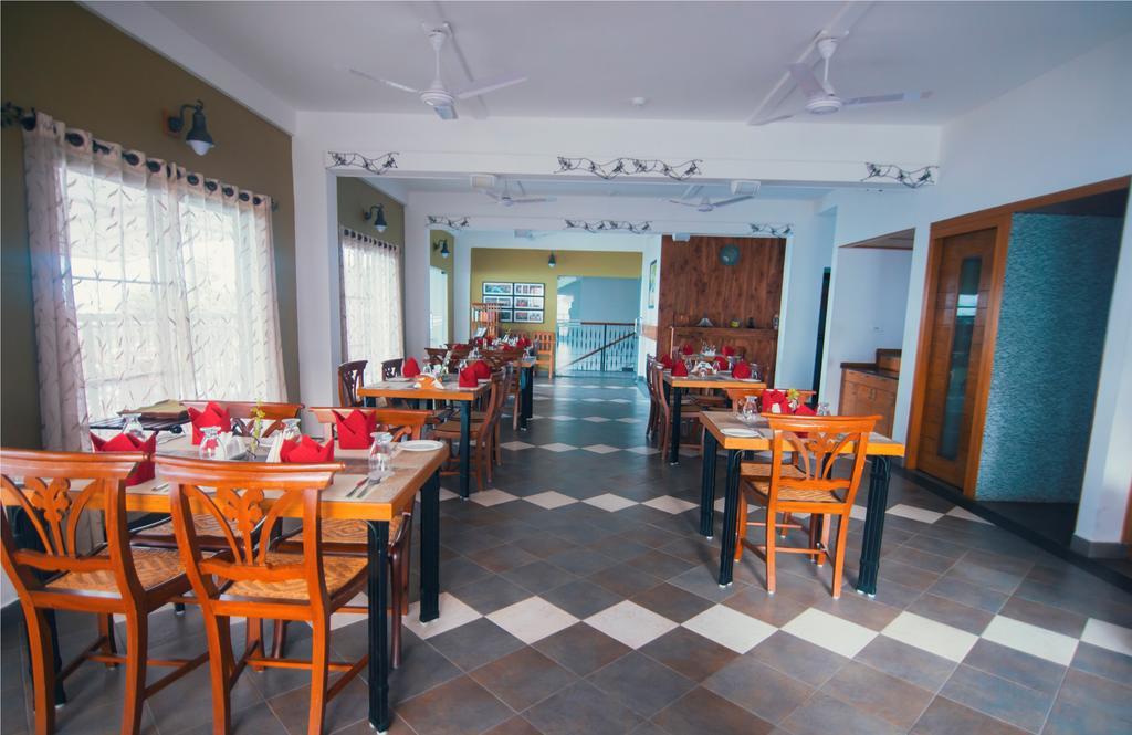 Forest Glade Resorts Chithirapuram ภายนอก รูปภาพ