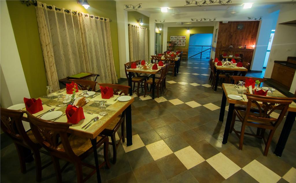 Forest Glade Resorts Chithirapuram ภายนอก รูปภาพ