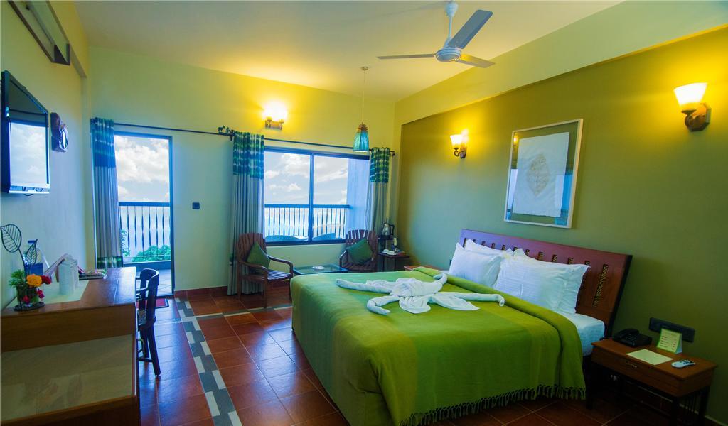 Forest Glade Resorts Chithirapuram ภายนอก รูปภาพ