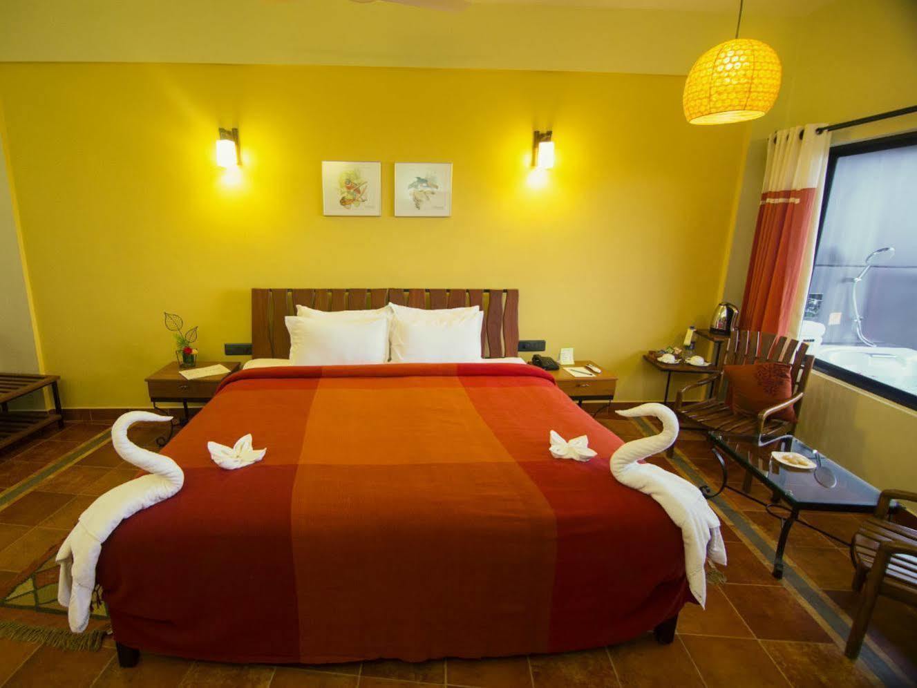 Forest Glade Resorts Chithirapuram ภายนอก รูปภาพ