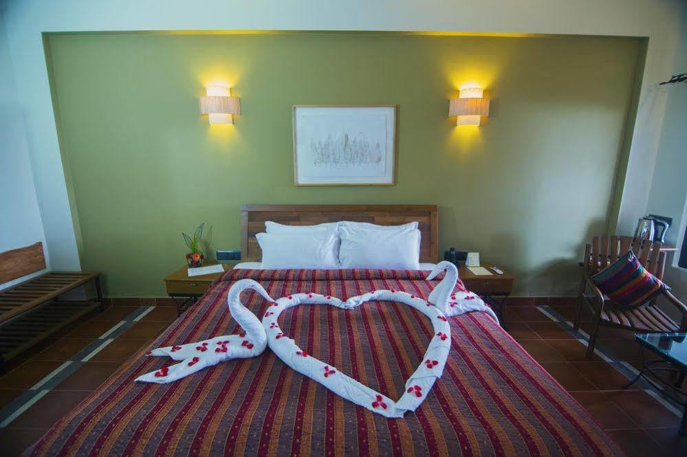 Forest Glade Resorts Chithirapuram ภายนอก รูปภาพ