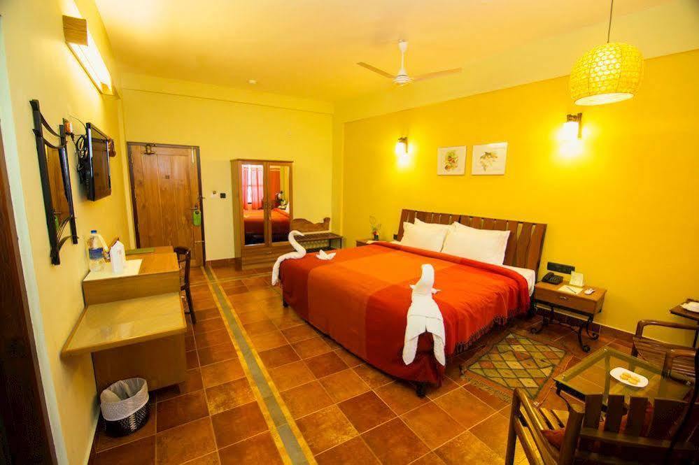 Forest Glade Resorts Chithirapuram ภายนอก รูปภาพ